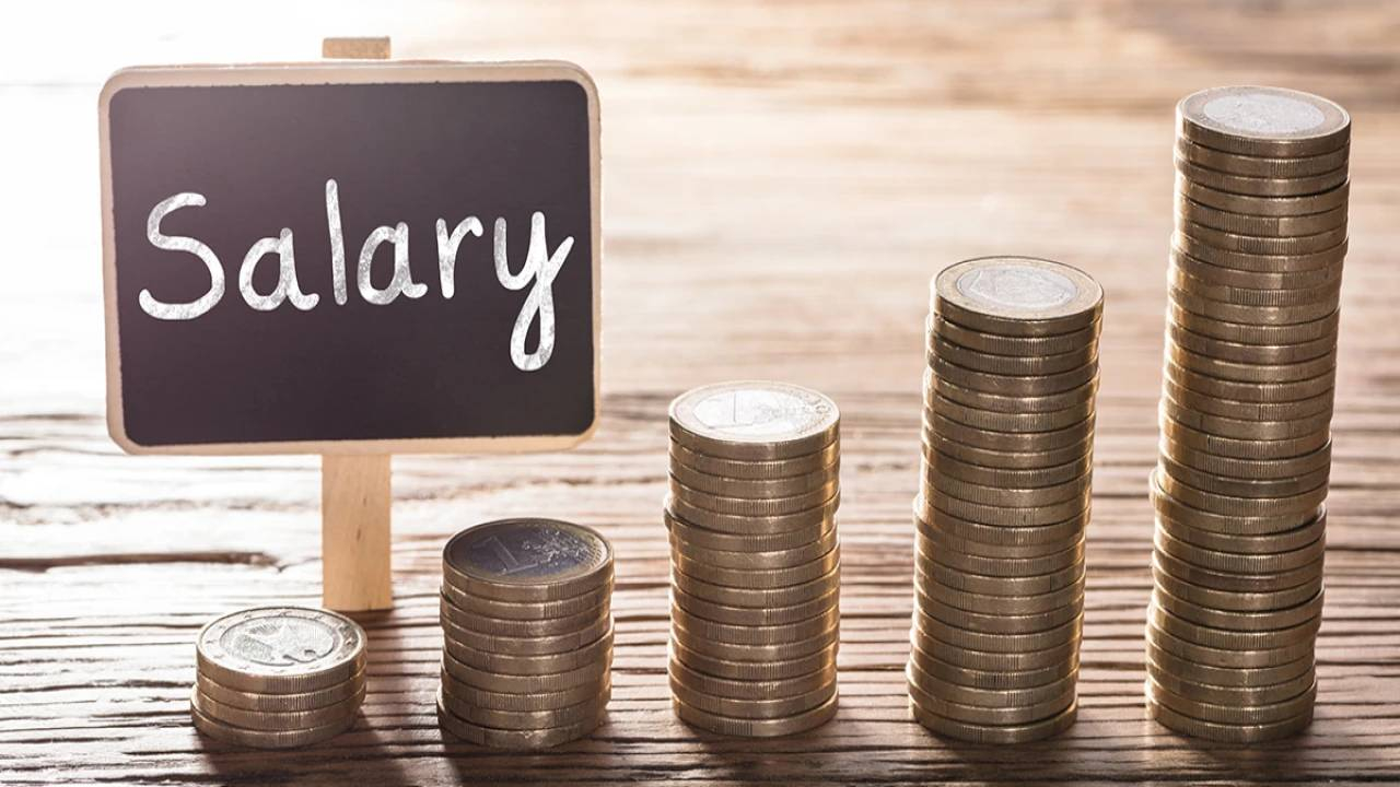 Should Employees expect monthly salary payments after receiving a lump sum salary advance? 